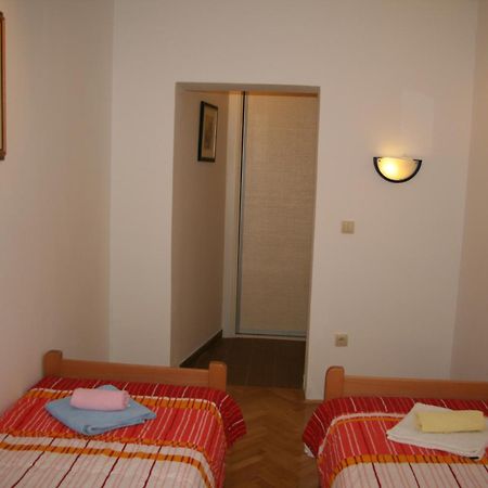 Apartments Karabaic Krk كرك المظهر الخارجي الصورة