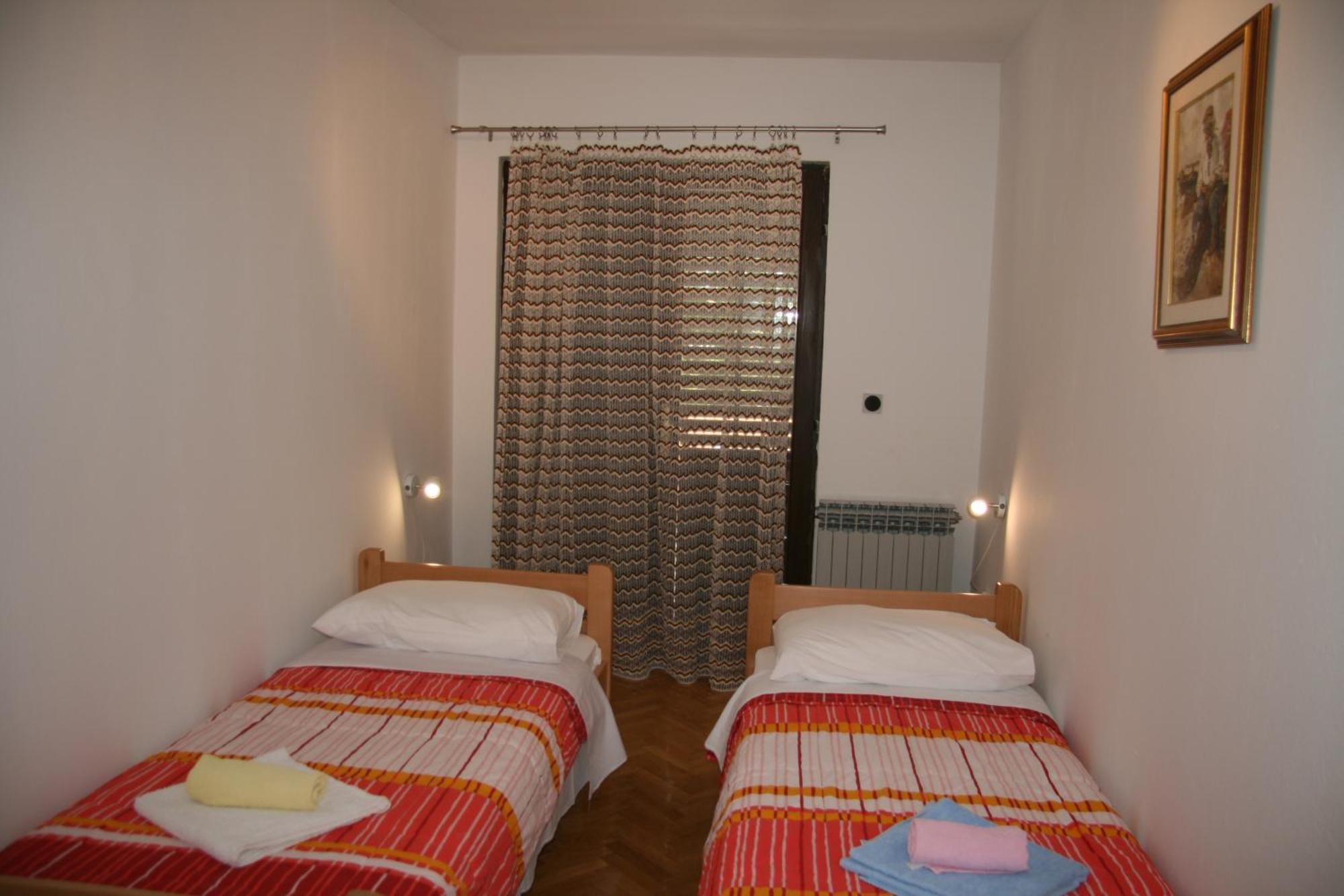 Apartments Karabaic Krk كرك الغرفة الصورة