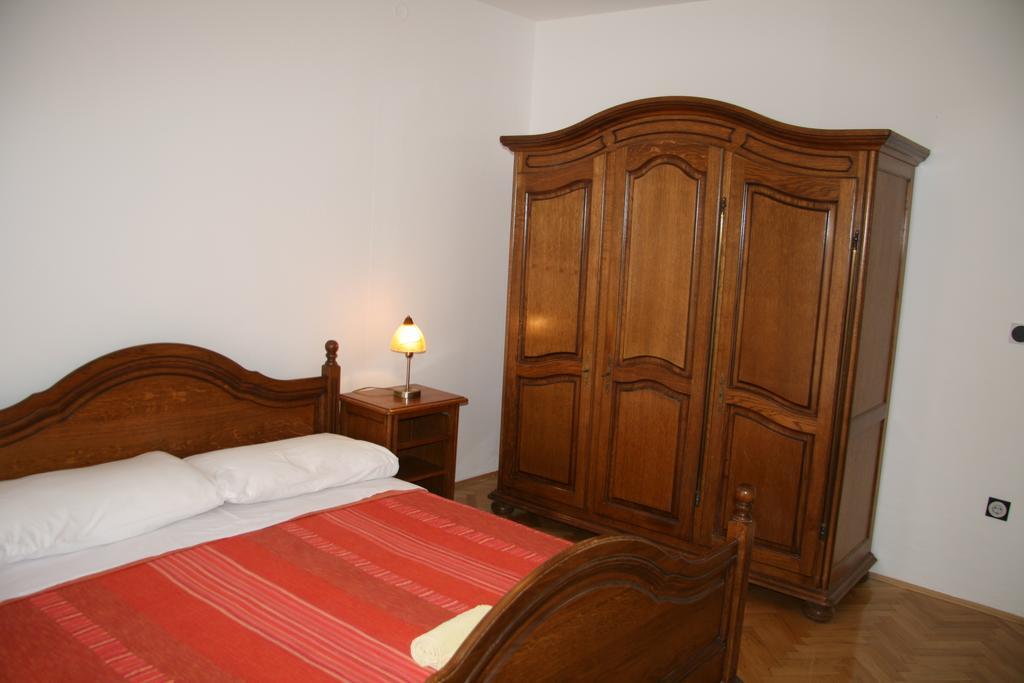 Apartments Karabaic Krk كرك المظهر الخارجي الصورة