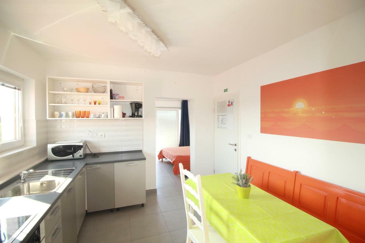 Apartments Karabaic Krk كرك المظهر الخارجي الصورة