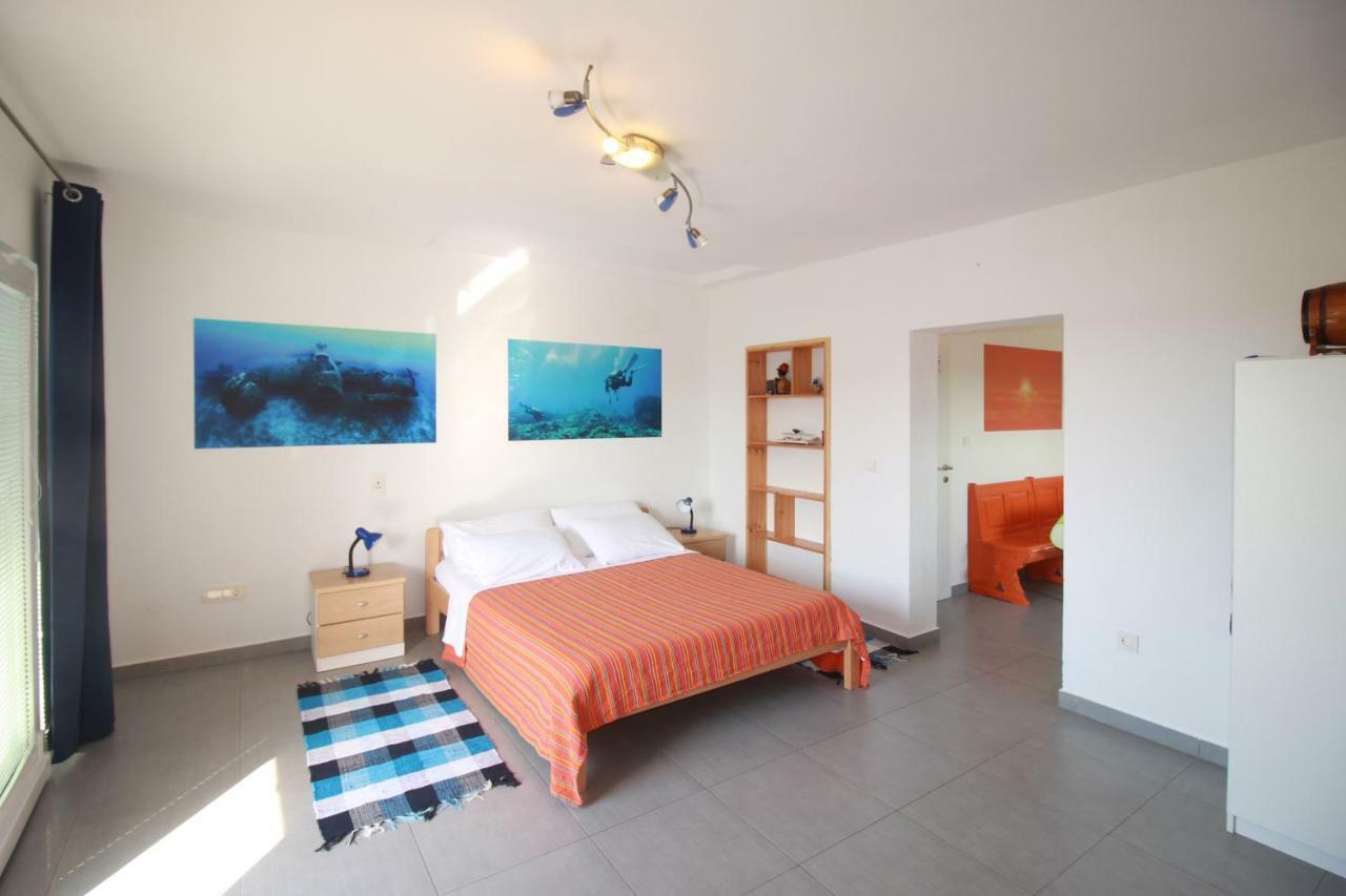 Apartments Karabaic Krk كرك المظهر الخارجي الصورة