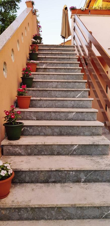 Apartments Karabaic Krk كرك المظهر الخارجي الصورة